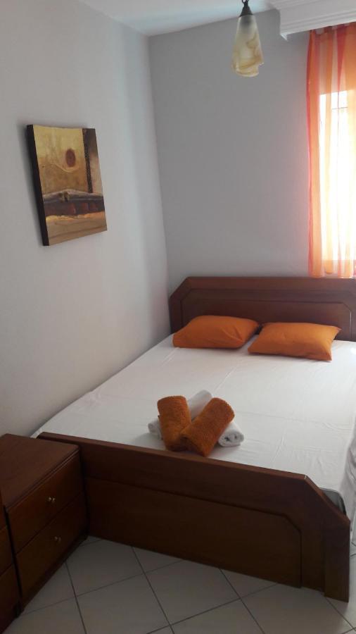 VI Home Pefkochori Bagian luar foto