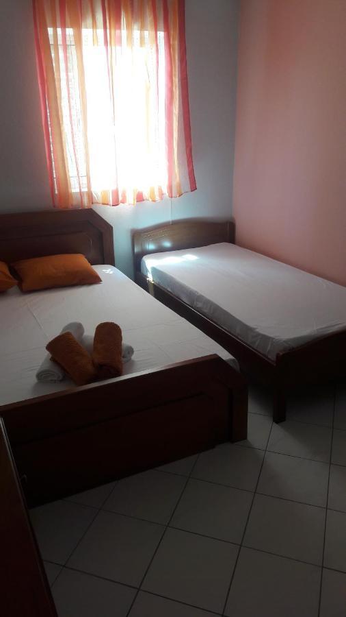 VI Home Pefkochori Bagian luar foto