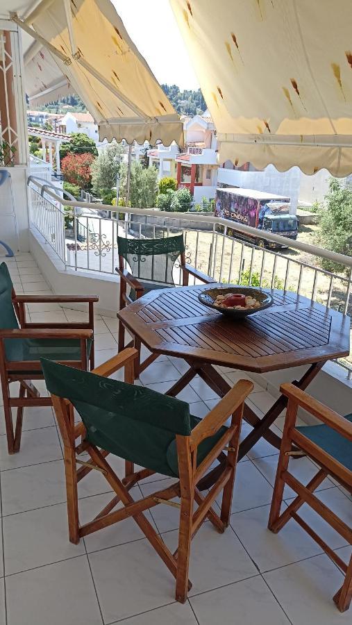VI Home Pefkochori Bagian luar foto