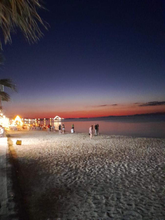 VI Home Pefkochori Bagian luar foto