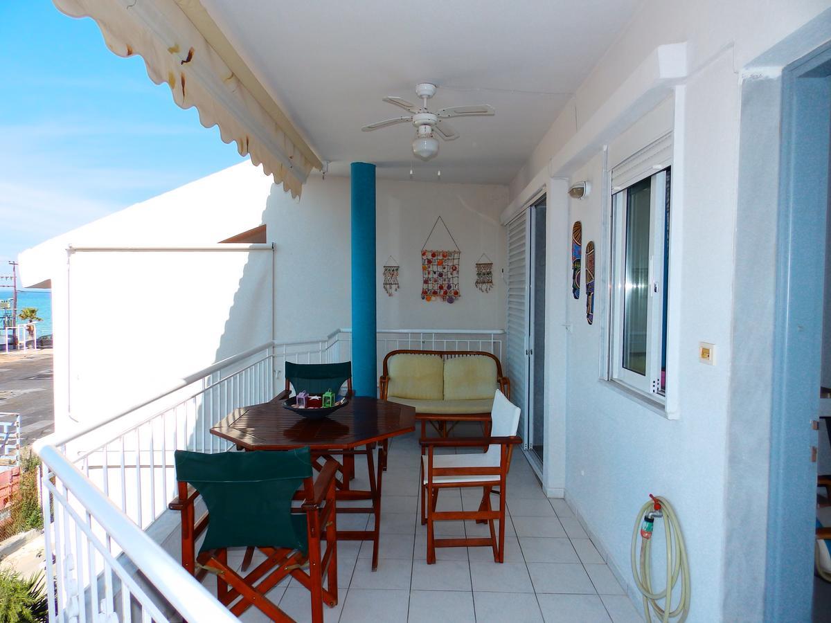 VI Home Pefkochori Bagian luar foto